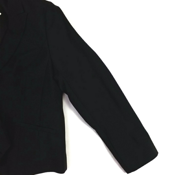 Talbots Black Wool Blend Long Sleeve Two Button Blazer Jacket Womens 12P NWT - Picture 5 of 15